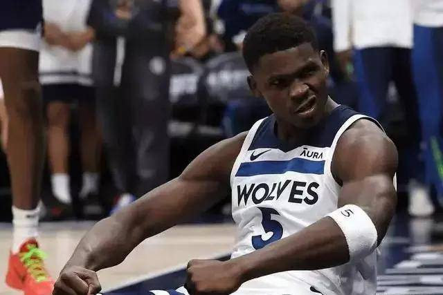 快船大胜开拓者升西部第五 国王终结火箭3连胜